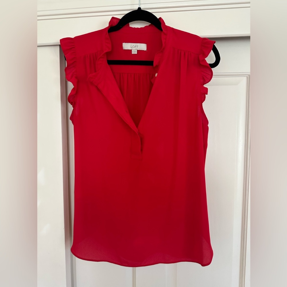 Sleeveless Ruffle Trim Tank